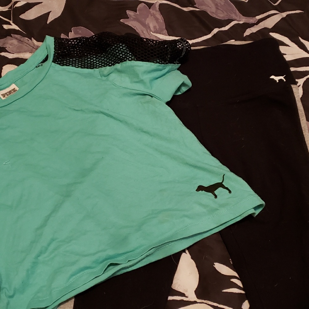 TRADED. OT FOR SALE victorias secret set